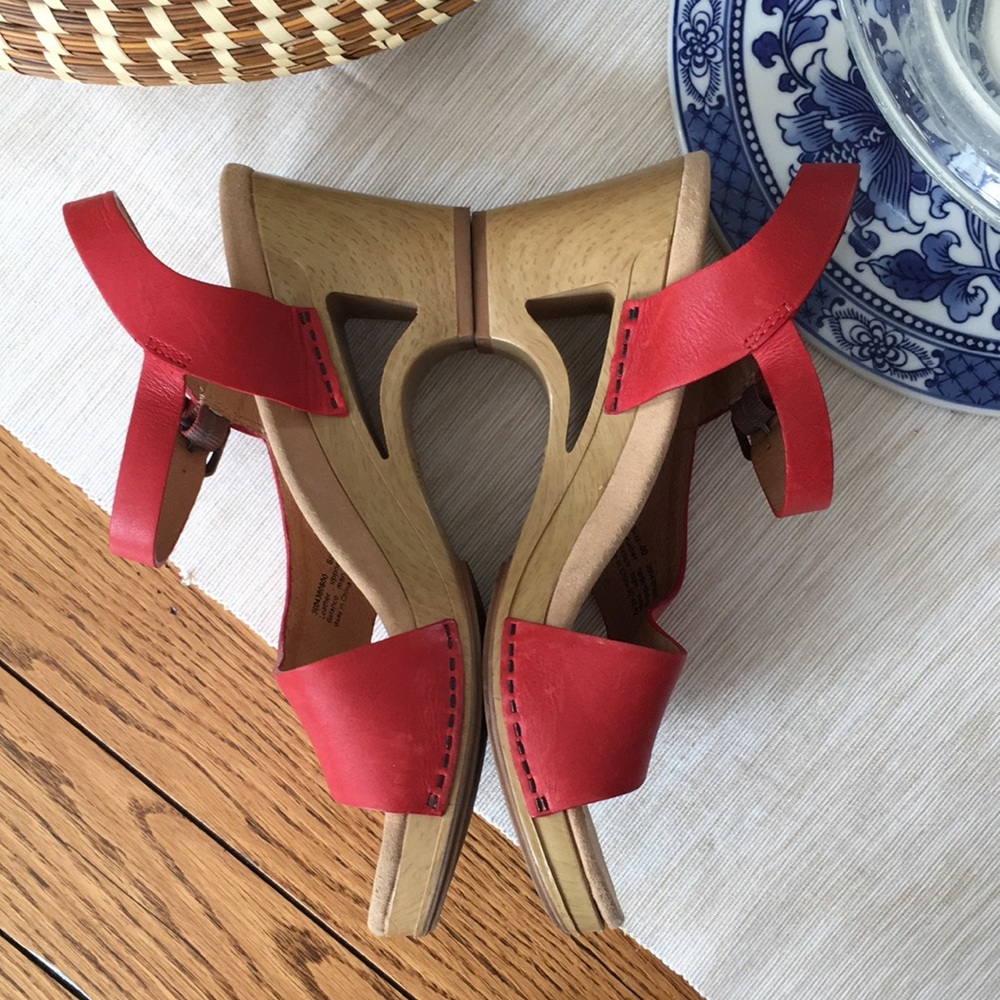 Dansko Red Leather Tasha Sandals - Picture 5 of 9